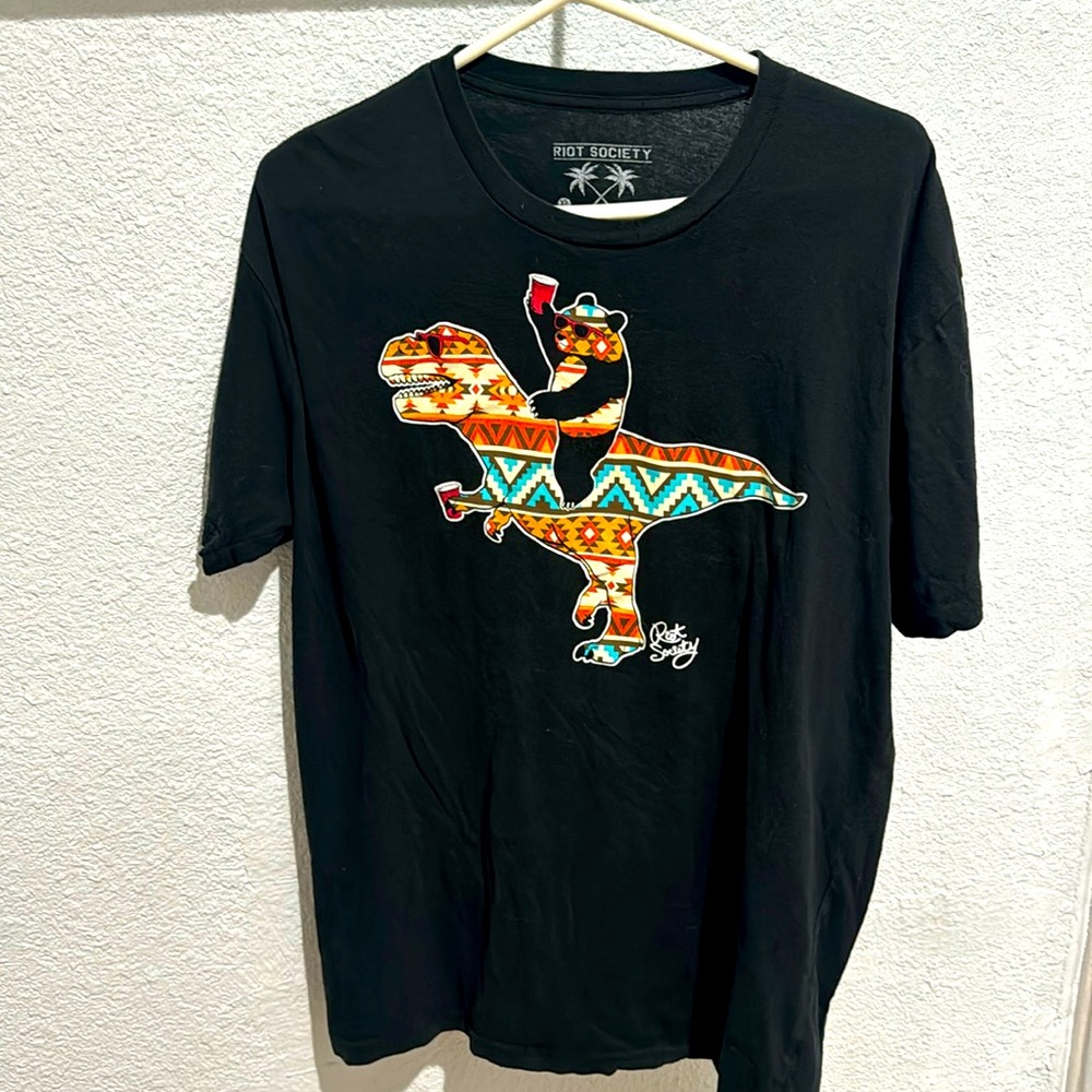 RIOT SOCIETY Black Design Tee XL